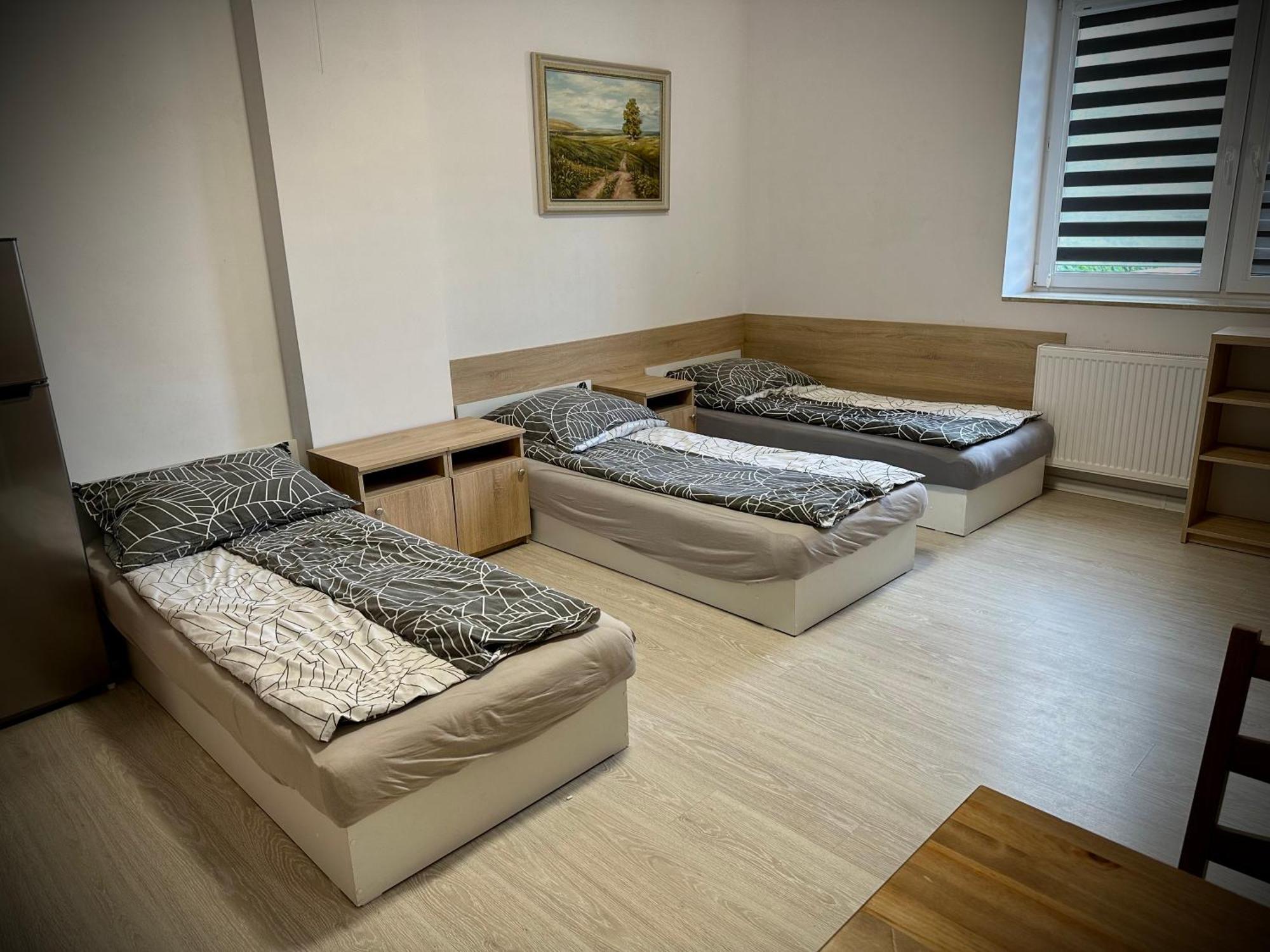 Hostel Sportowa Płońsk Extérieur photo